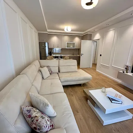 Irni Apartament 公寓 地拉那