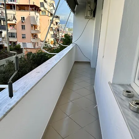 Irni Apartament 公寓 *